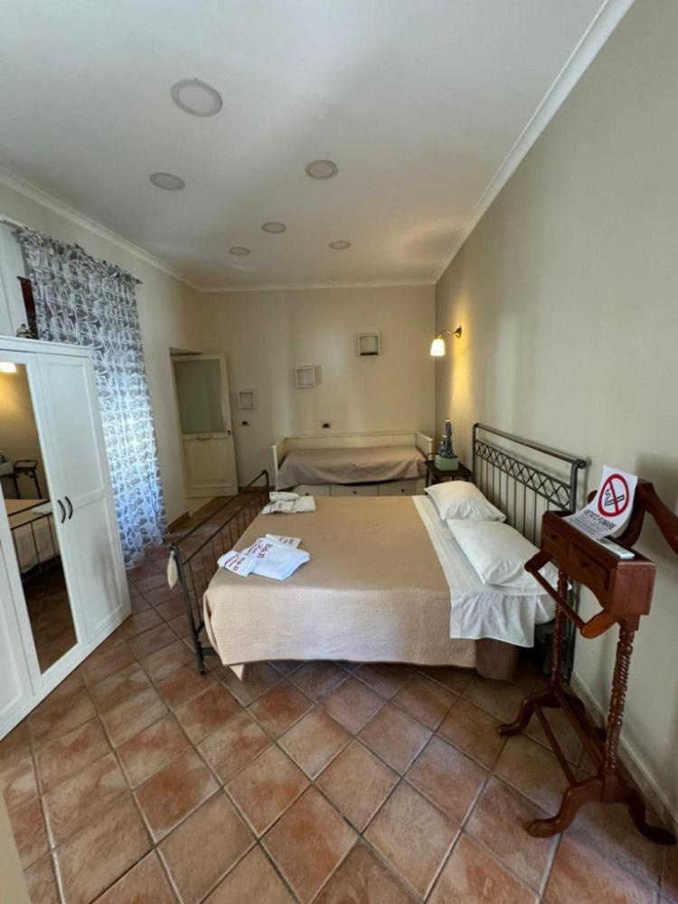 Beb Don Gennaro Bed & Breakfast Napoli Eksteriør bilde
