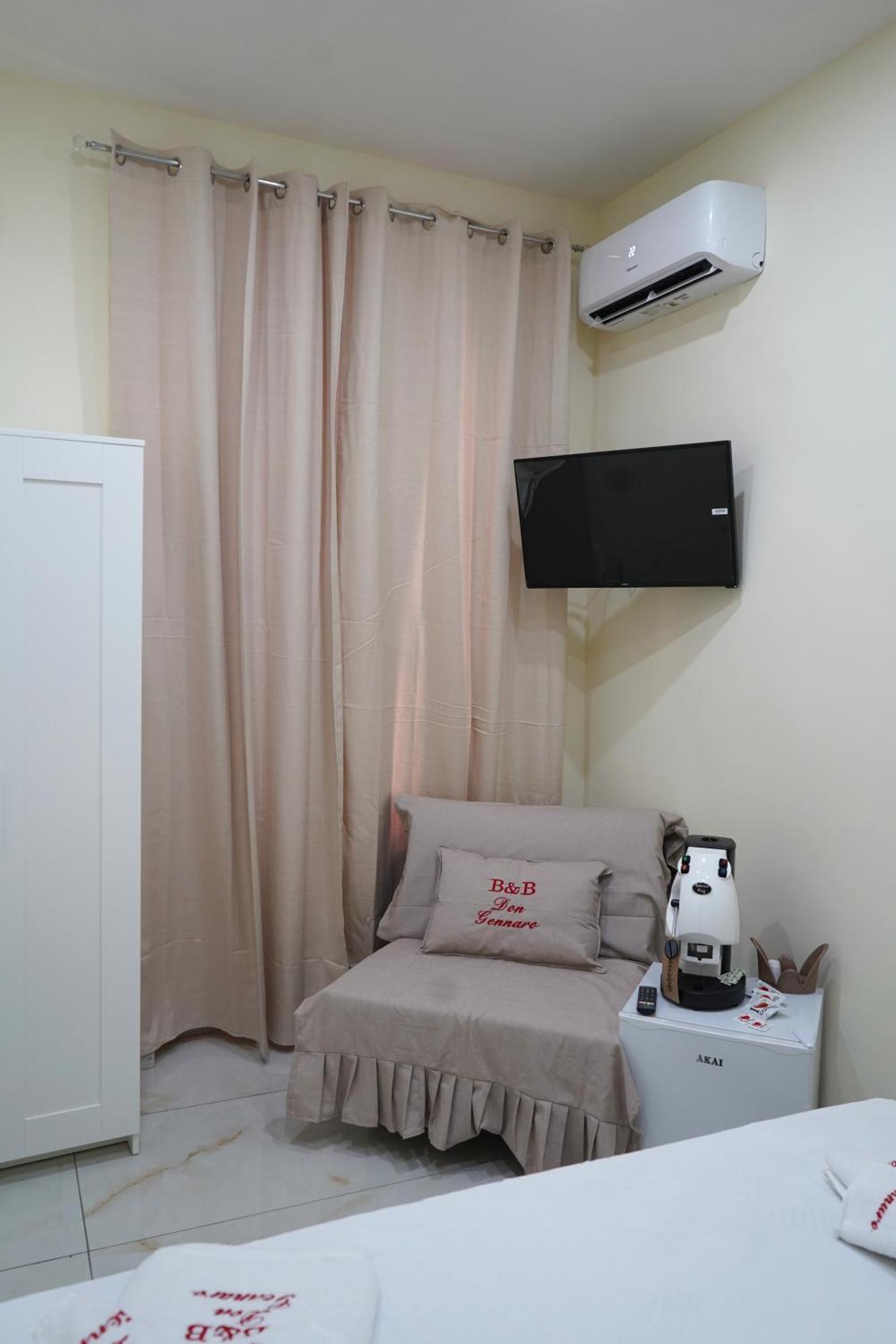 Beb Don Gennaro Bed & Breakfast Napoli Eksteriør bilde