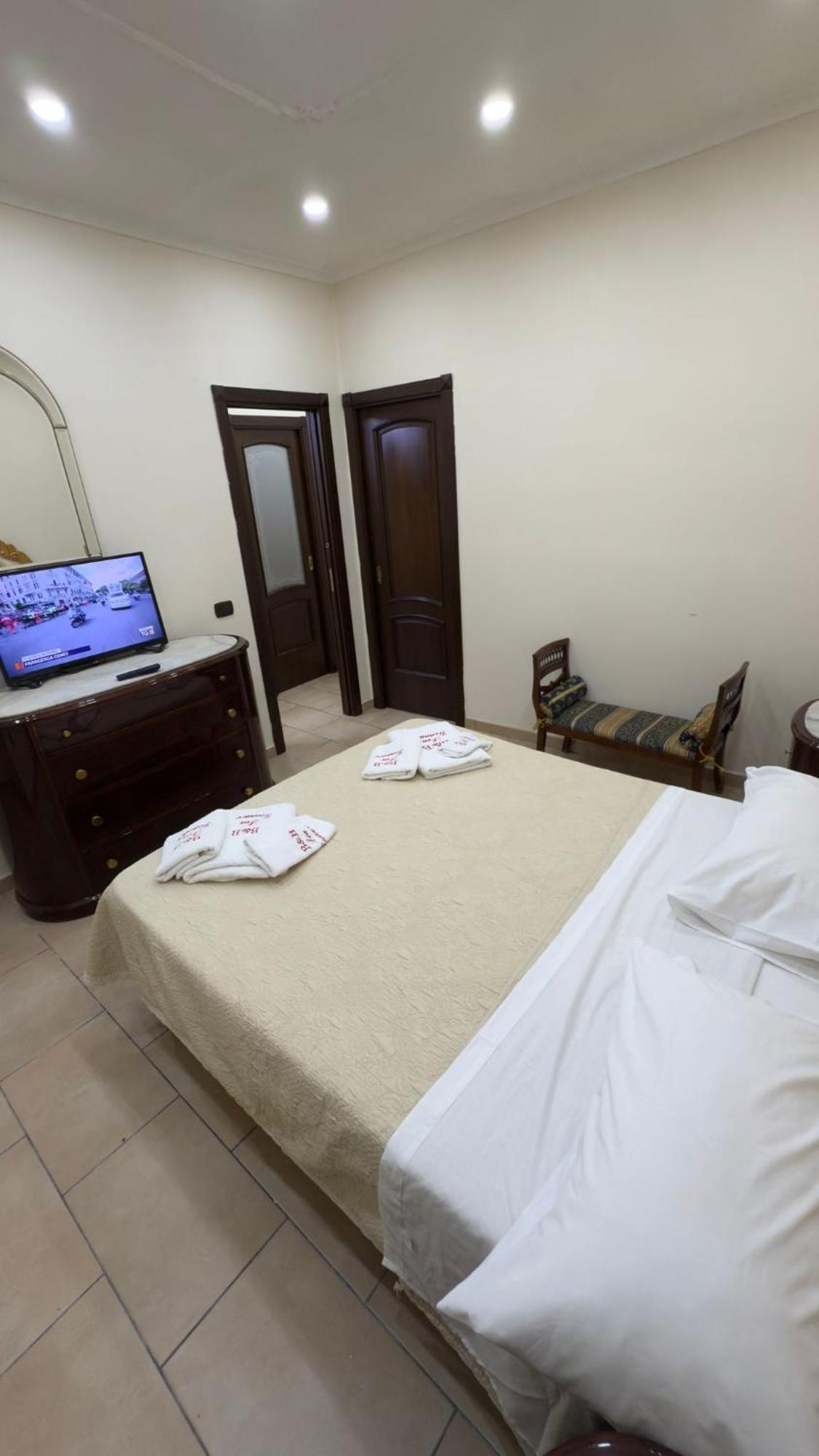 Beb Don Gennaro Bed & Breakfast Napoli Eksteriør bilde