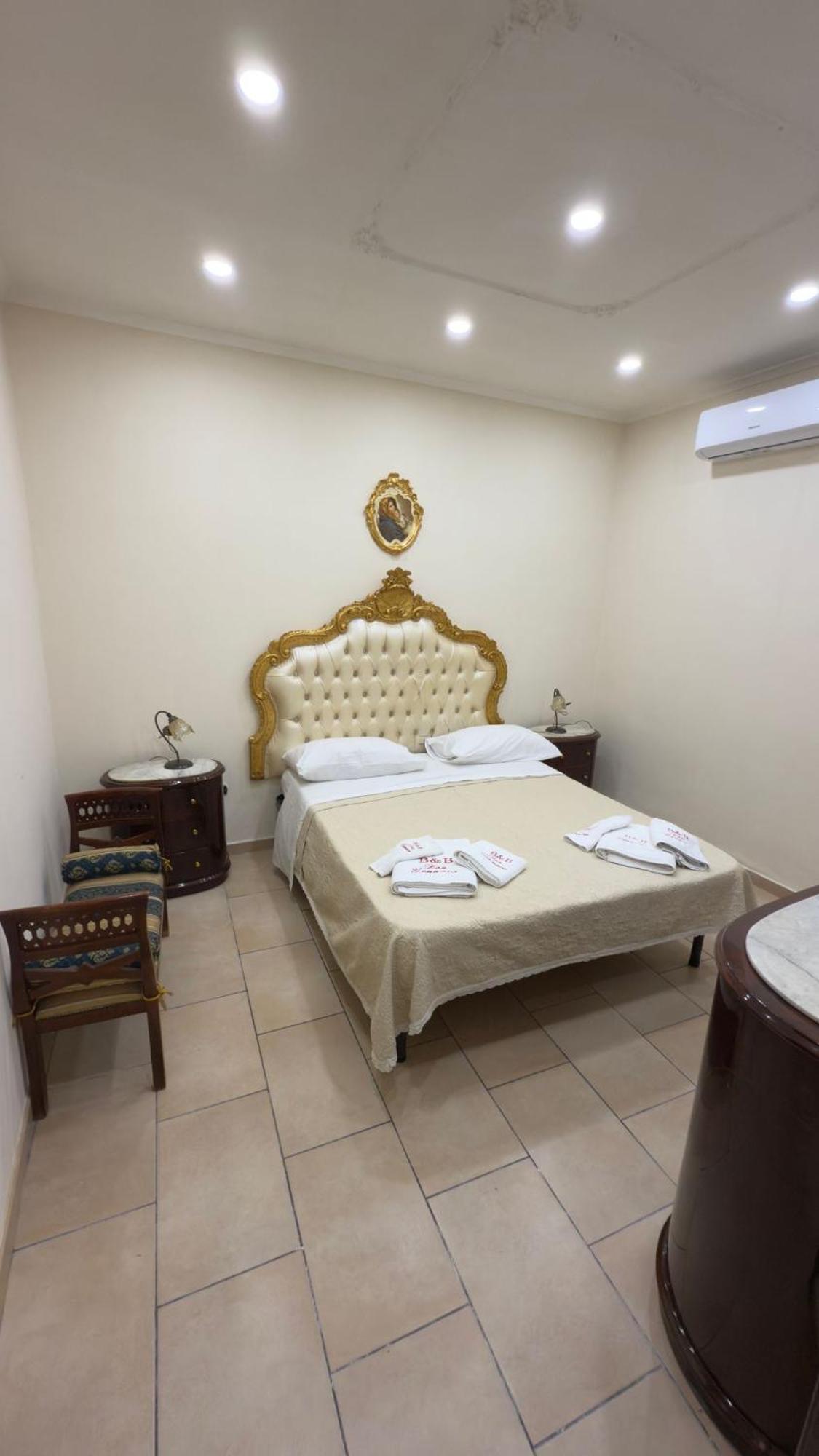 Beb Don Gennaro Bed & Breakfast Napoli Eksteriør bilde